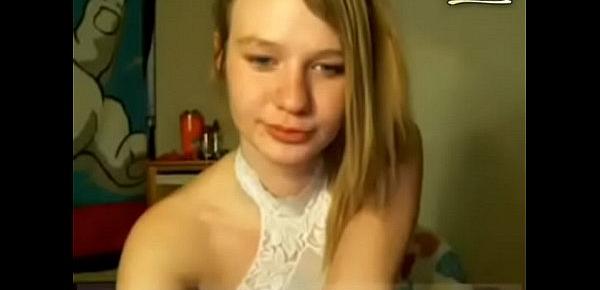  Who is this cute teen girl on chaturbate